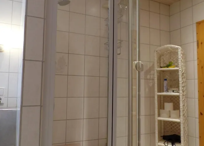 Appartement Dg Wohn-schlafraum Mit Bad